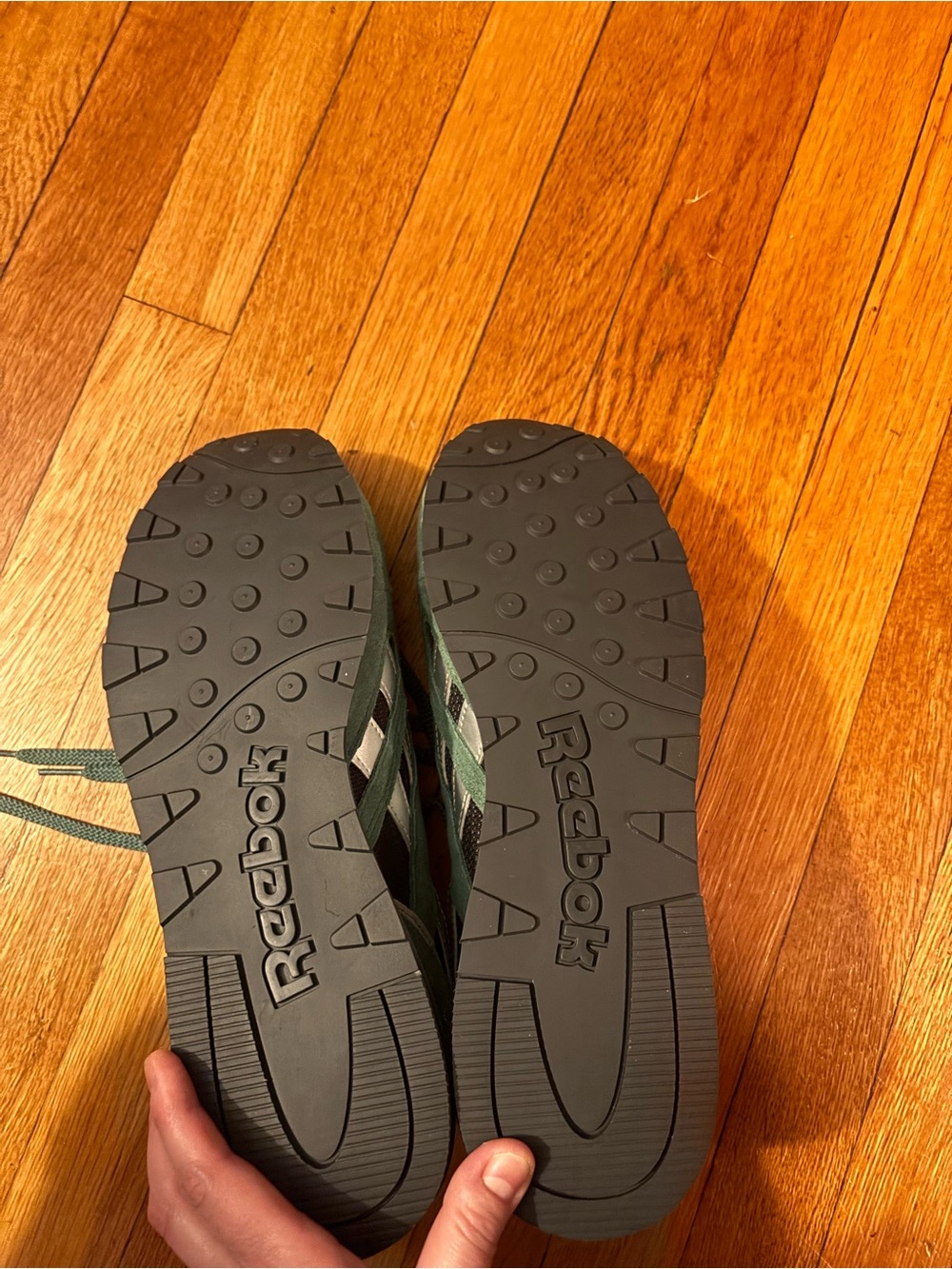 Men’s Classic Reeboks - Picture 4 of 5